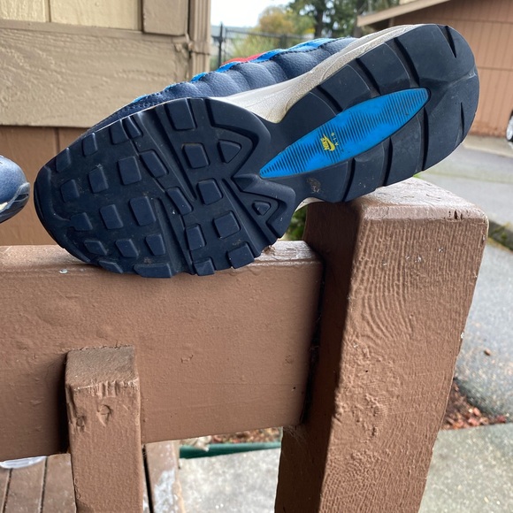 Kid’s Nike Shoes l - Picture 6 of 8